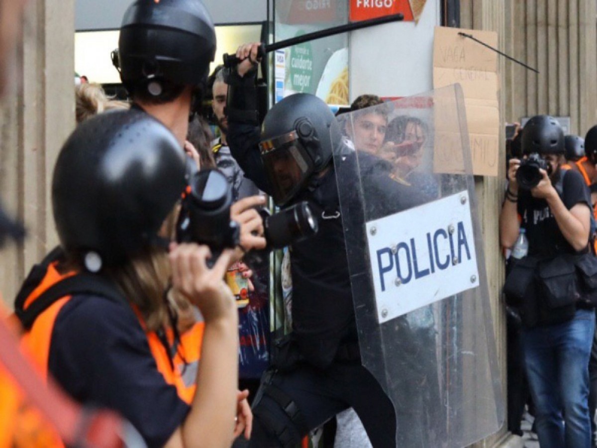 Càrregues policials a la Via Laietana