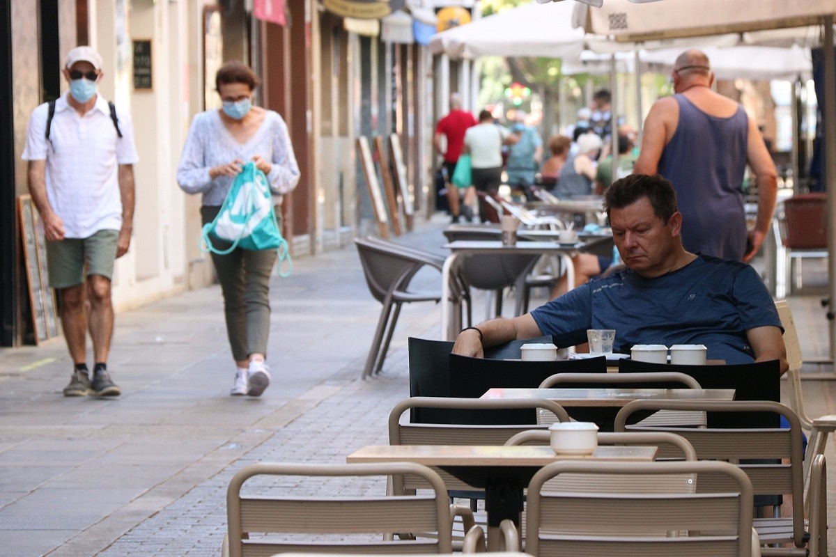 Els bars i els restaurants podran obrir amb restriccions